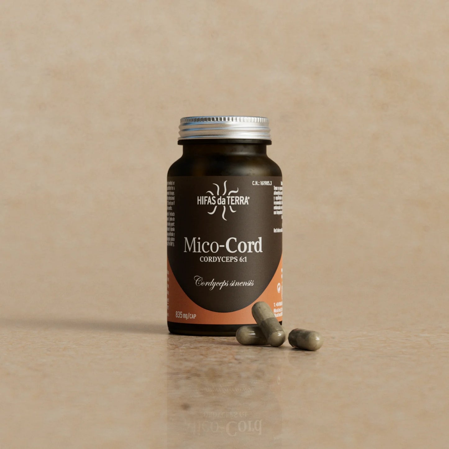 Hifas da Terra Mico-Cord 70 vegetable capsules 835mg per capsule with Cordyceps sinensis extract and vitamin C from acerola in glass packaging