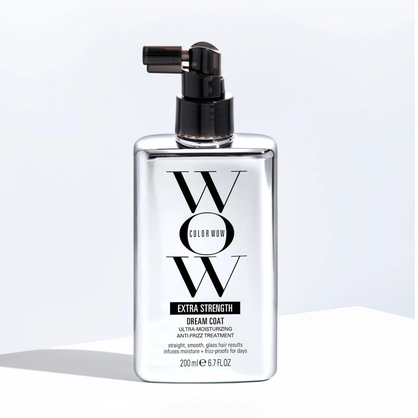 Color Wow Extra Strength Dream Coat 200ml with flex-elastic polymers and waterproof technology to minimise frizz and flyaways for up to three shampoos