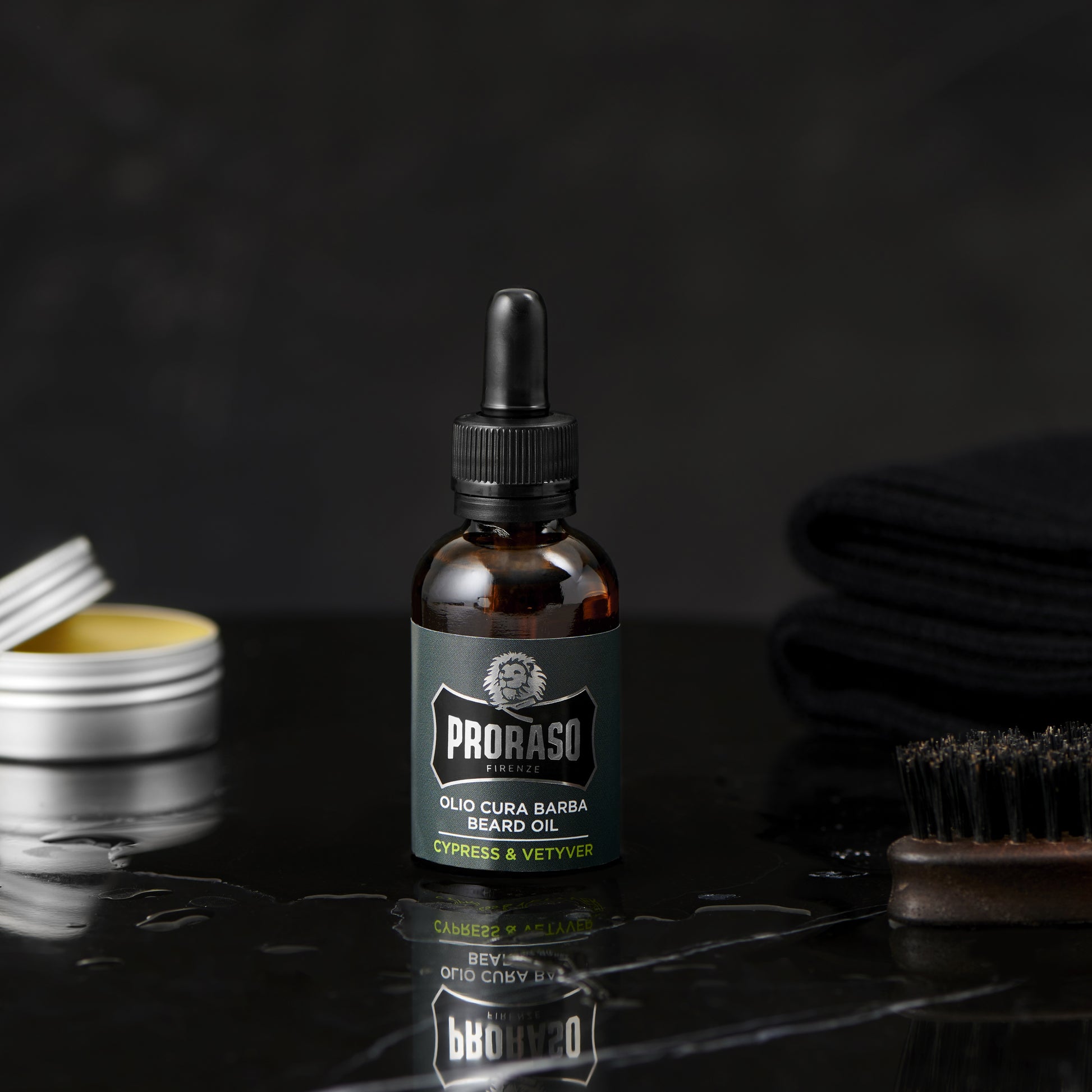 Proraso Cypress & Vetyver Beard Oil for men dermatologically tested fast-absorbing formula leaving beard soft shaped and easy to style daily