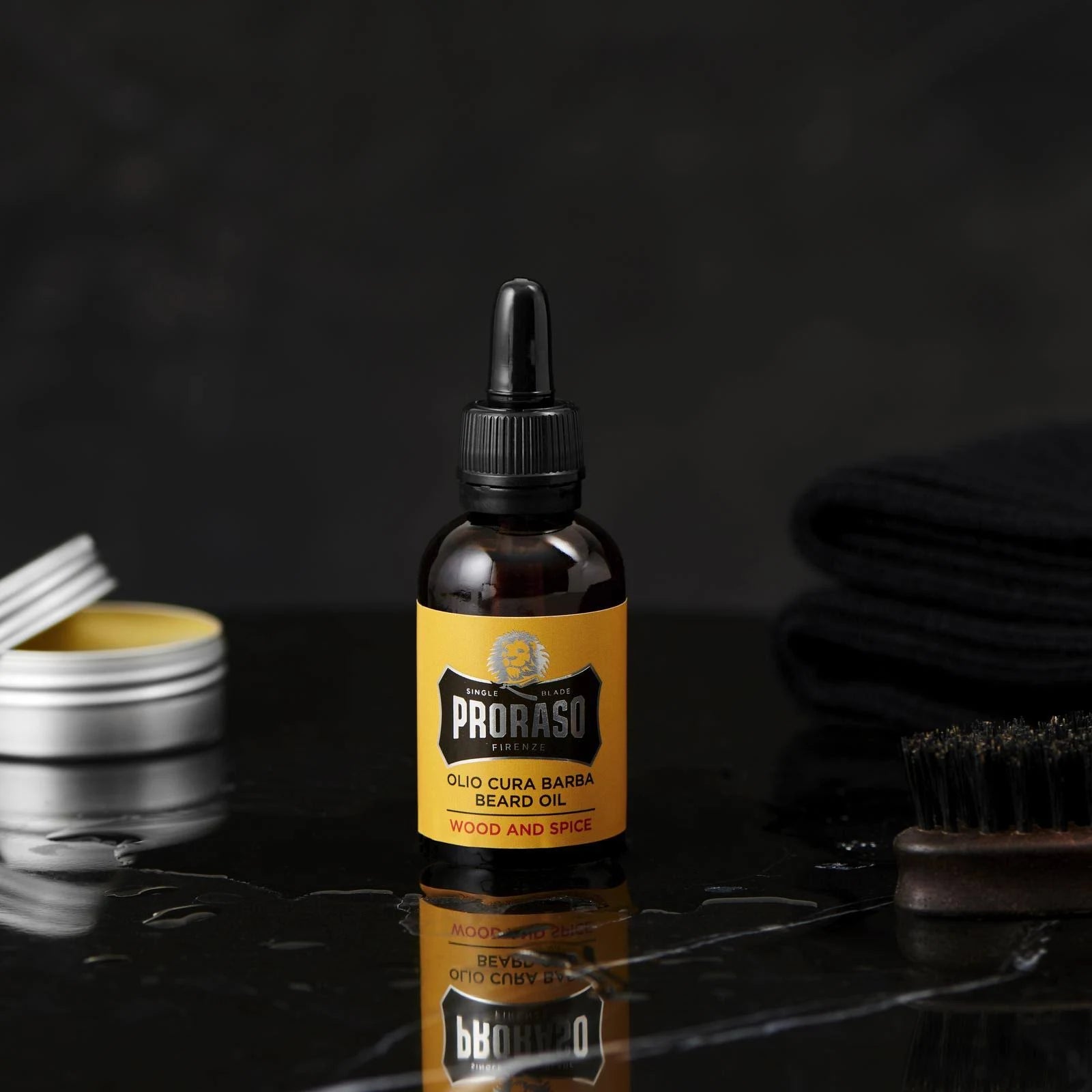 Proraso Wood & Spice Beard Oil with Eucalyptus Leaf Oil and Walnut Extract combating beard itch and irritation for daily comfort