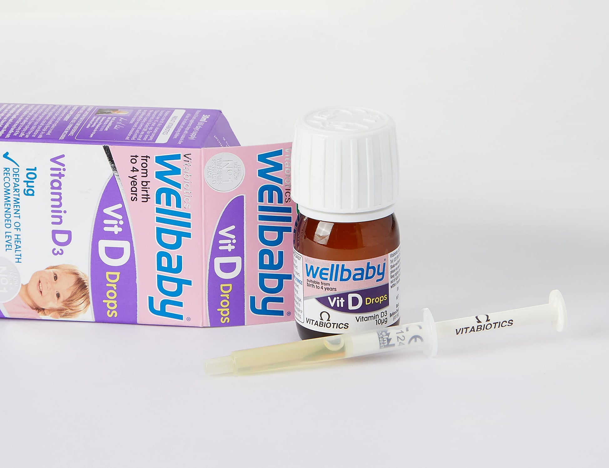 Vitabiotics Wellbaby Vitamin D Drops for newborns and infants ideal for daily use helping support healthy growth strong bones and immune support from early life